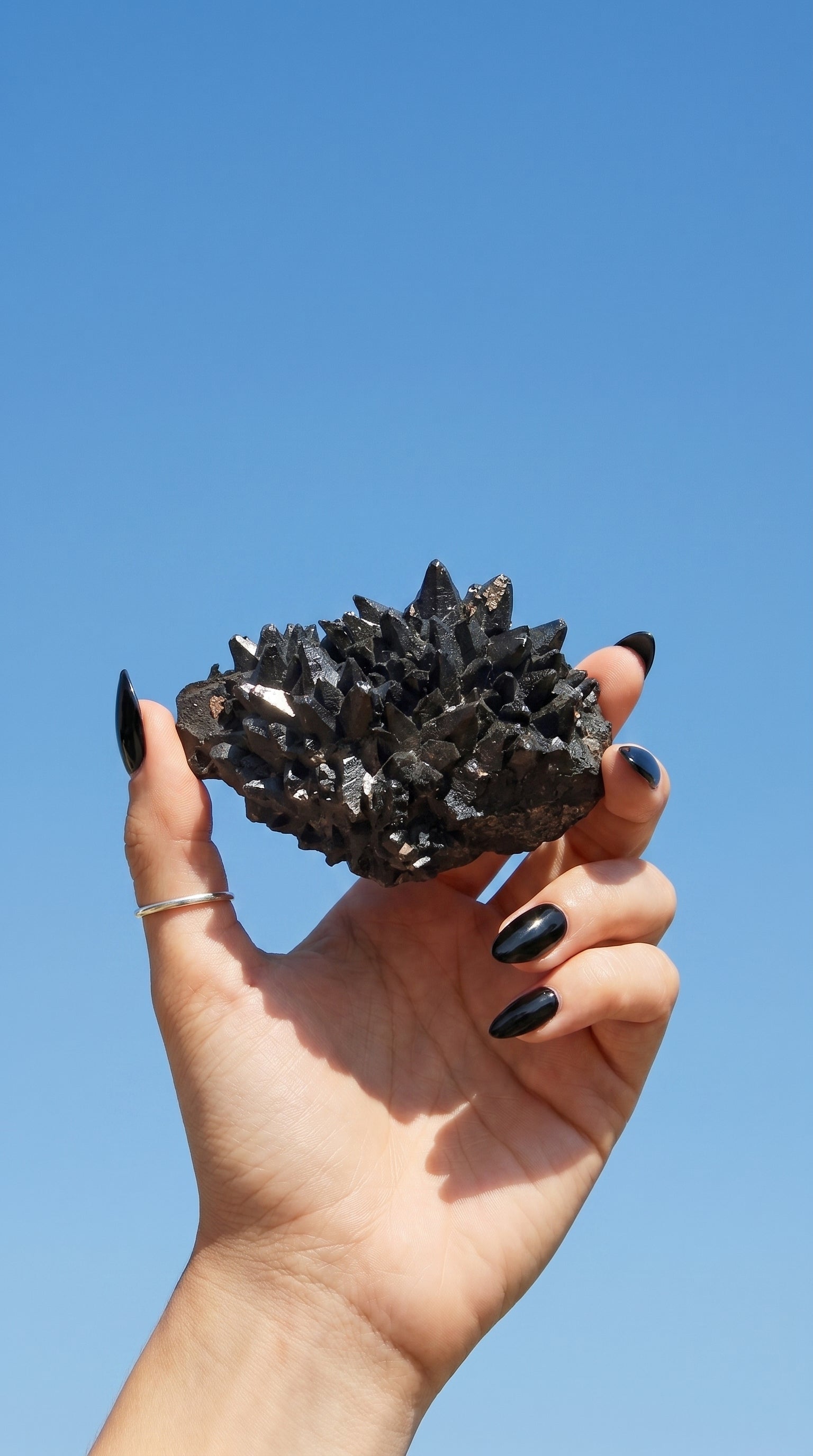 Dawgtooth calcite